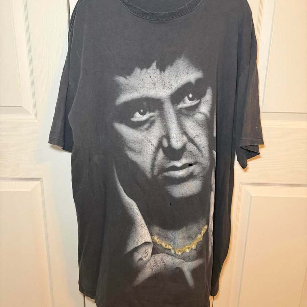 Scarface Tony Montana Graphic T-Shirt Vintage Distressed Black